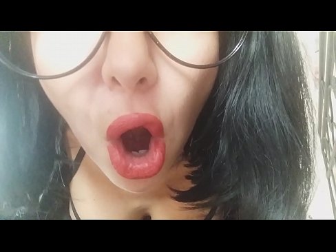 ❤️ מותק, אמך החורגת לא מרשה לך ללכת לבית הספר היום... אני צריך אותך יותר מדי... פורנו fb אצלנו ❤
